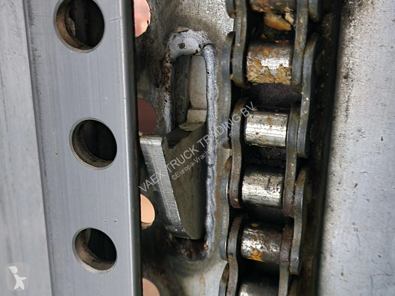 Kamion Volvo 13500 XL 6x2 - Pezzaioli livestock...