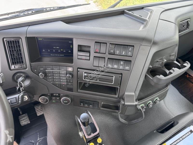 Volvo 420 truck
