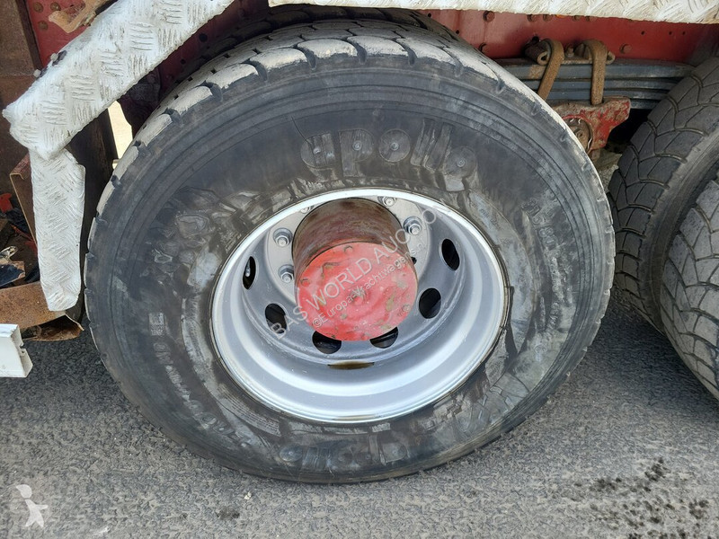 Camión Iveco 310