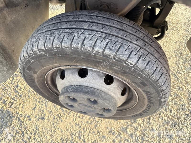 Lastbil Nissan PNT205 NHD 18.1 m on Nissan...
