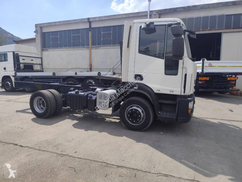 Camion Iveco 150 E 22