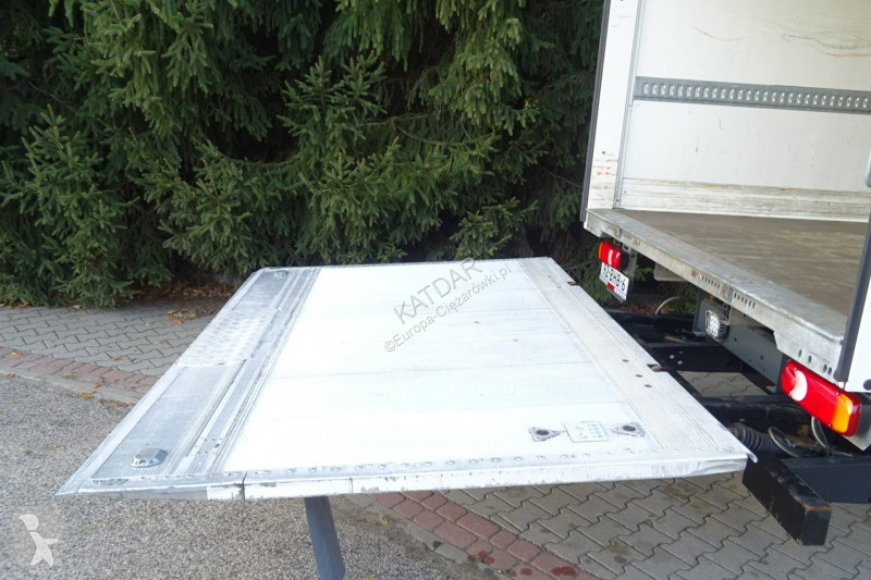 Kamion DAF LF 260 Euro 6 kontener 18 palet...