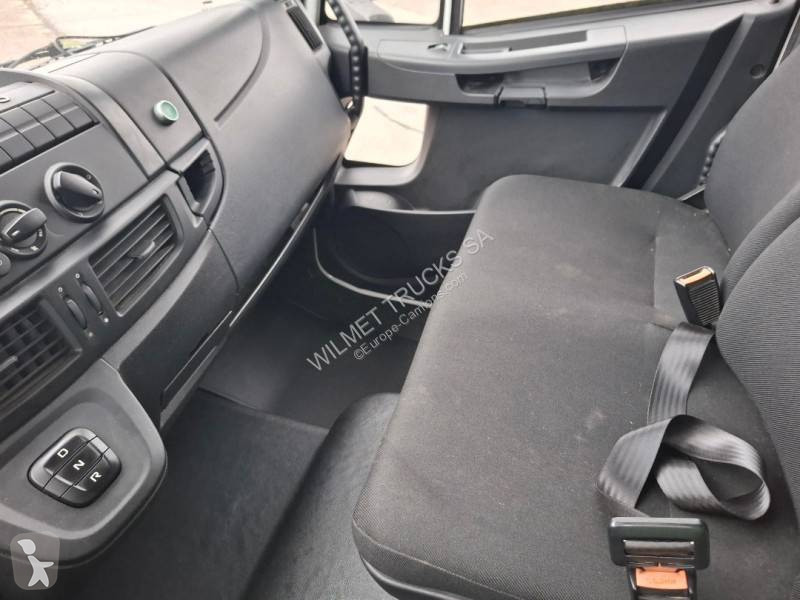 Iveco 120 E 21 truck