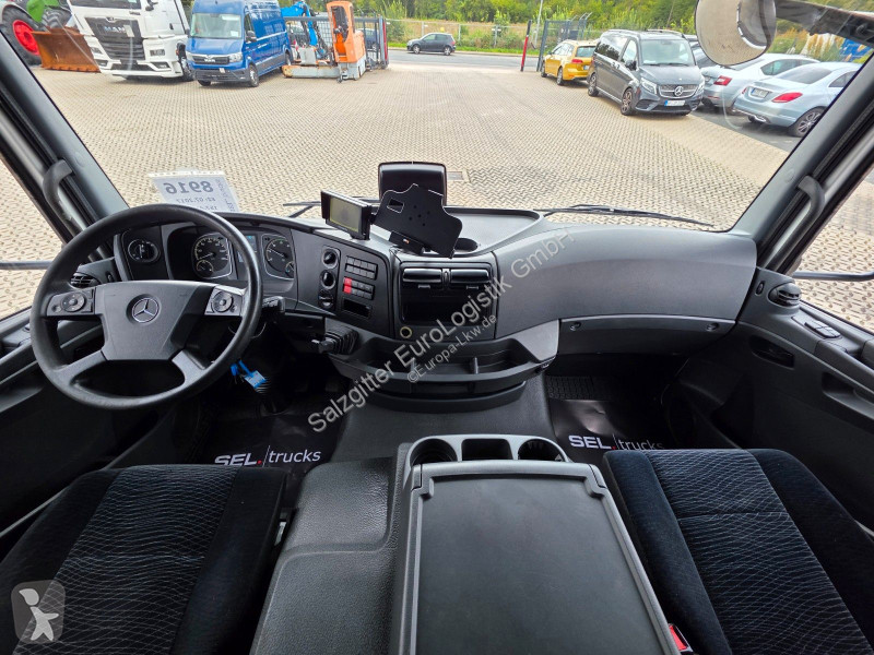 Kamión Mercedes 816 | Rückfahrkamera |...