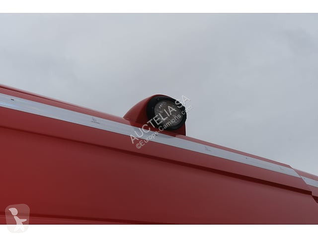 شاحنة Mercedes 318 CDI-D