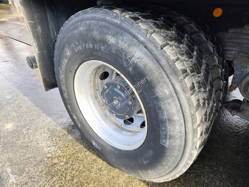 Iveco 500 8x4 kipper AD410T truck