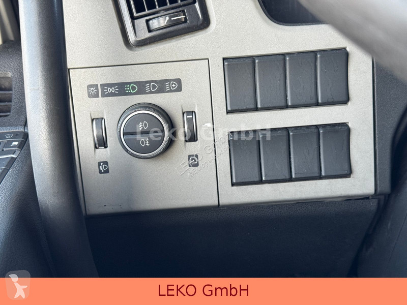 Teherautó Volvo 420 Liftachse