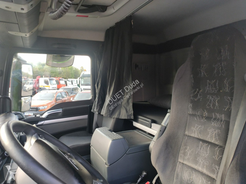 Lastbil MAN TGA 26.400 Autocysterna z...