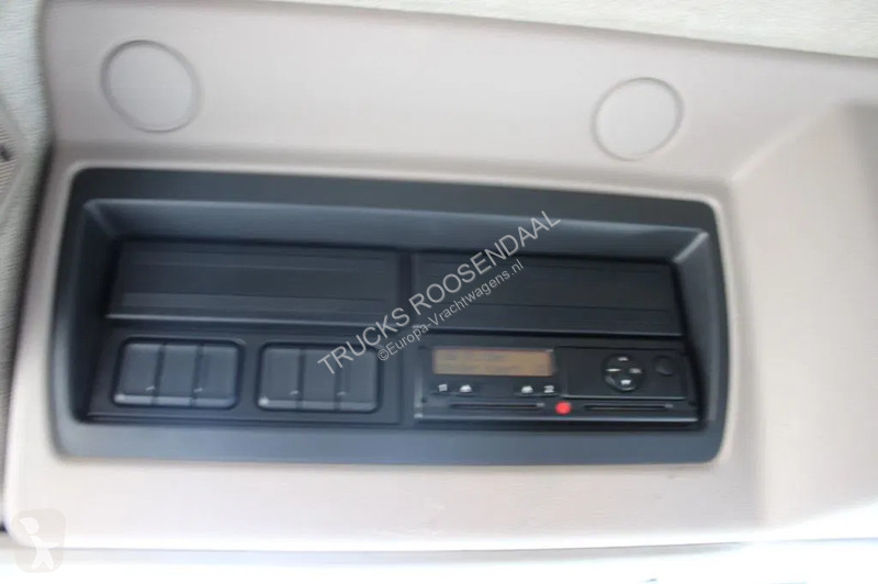 Kamion DAF 180 + Euro 6 + Dhollandia Lift + 12t