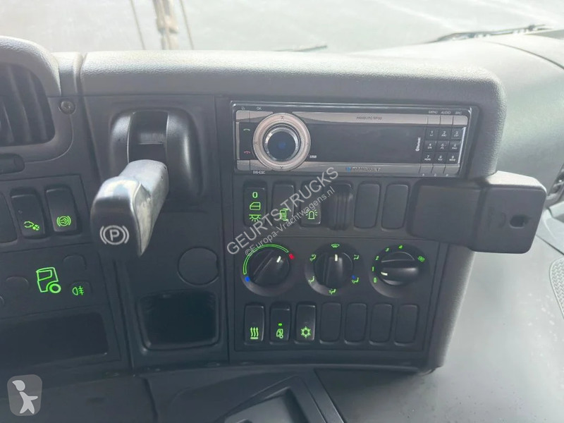 Camion Scania P420 8X4 + LIEBHERR LTF 1045-4.1...