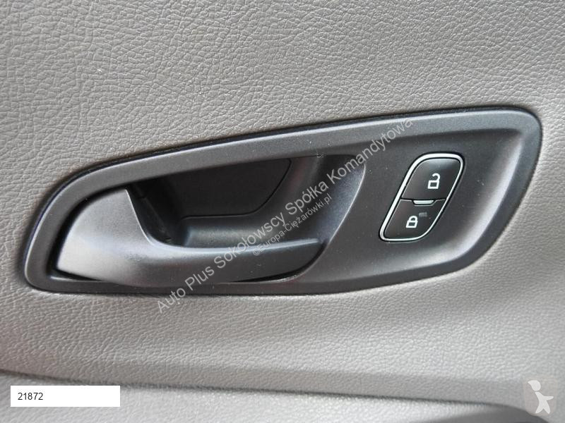 Autoutilitară Ford TRANSIT CHŁODNIA KONTENER...