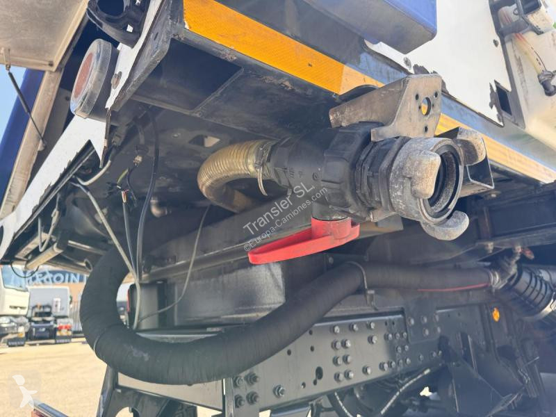 Camion Iveco AD260SY/PS