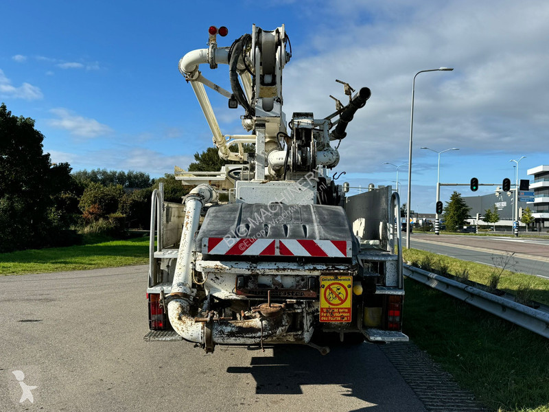Camion Mercedes 2632 6x4 with Putzmeister BSF...
