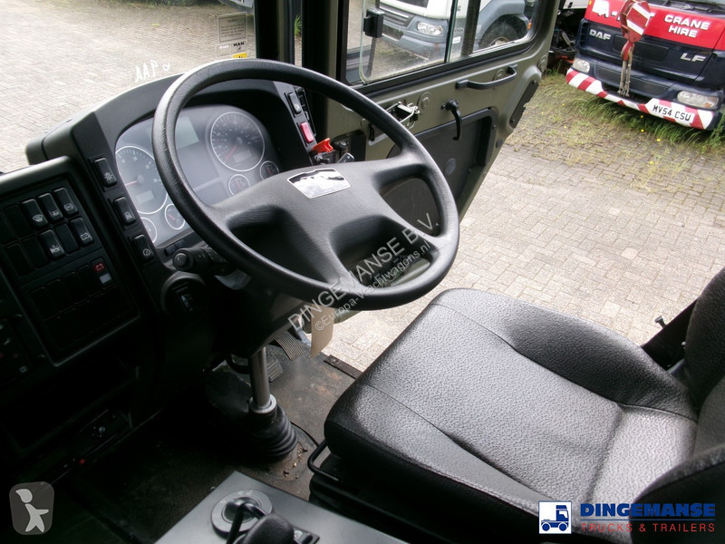 Camion MAN HX 18.330 4X4 RHD fuel tank 5.5 m3