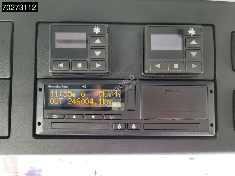 Kamion Mercedes 1827 4X2 2.000kg Ladebordwand...