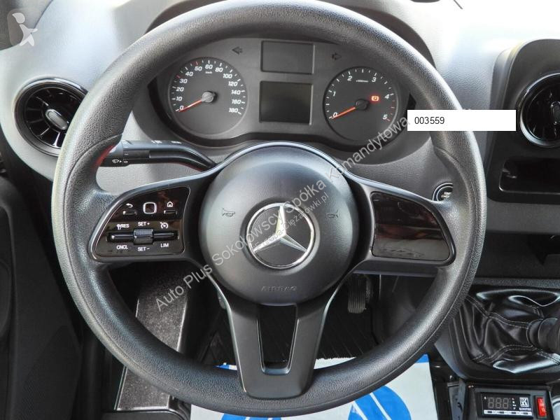 Kamion Mercedes SPRINTER 316 CHŁODNIA KONTENER...