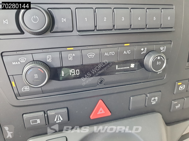 Camion MAN 35.520 8X4 Palfinger PK135.002 TEC 7...