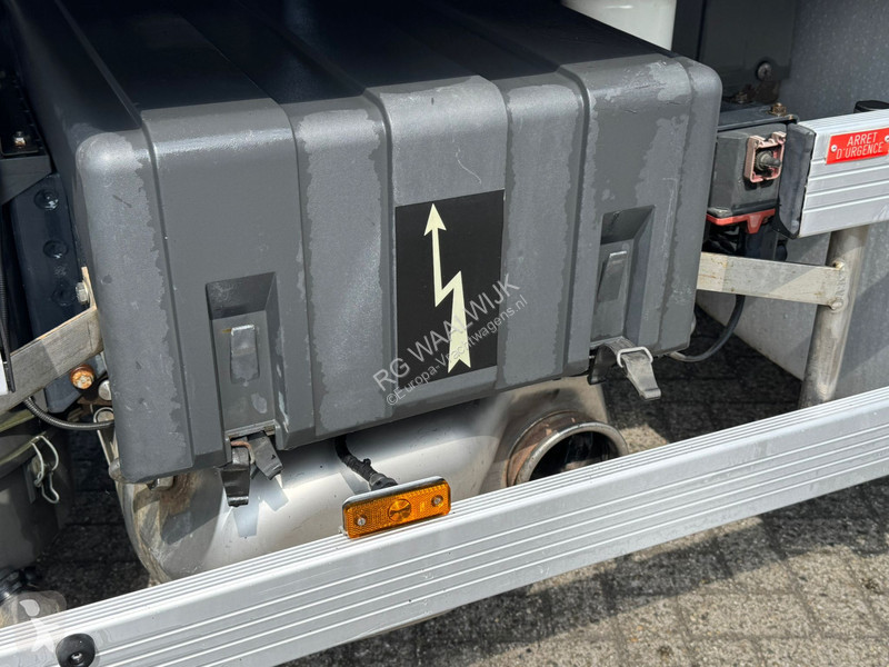 Camião Iveco AD260S31 Automaat, Airco 19.070...