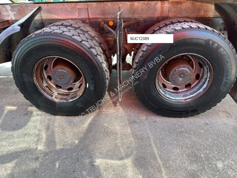 Vrachtwagen Iveco 35m³