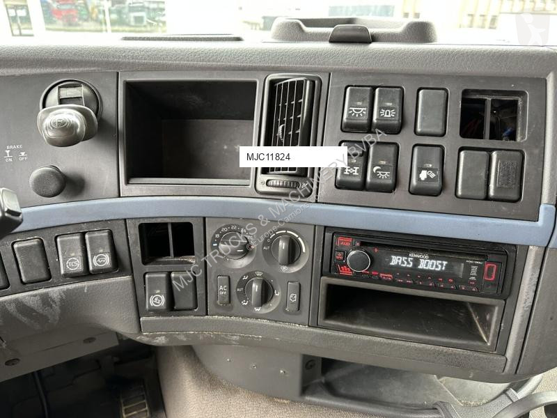 Vrachtwagen Volvo FH 400 8X4 + HIAB 130 R -...