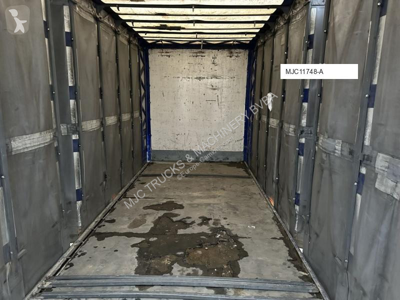 Vrachtwagen met aanhanger Mercedes PK19.001 SLD C