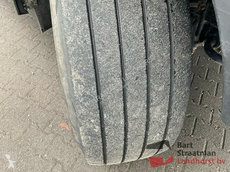Camion MAN 26.400 6X6 BB met 2 zijden kipper en...