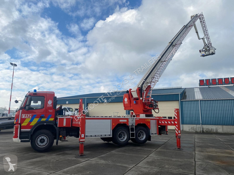 Camion Volvo MAGIRUS ALP330 - FM 340 - 6x4