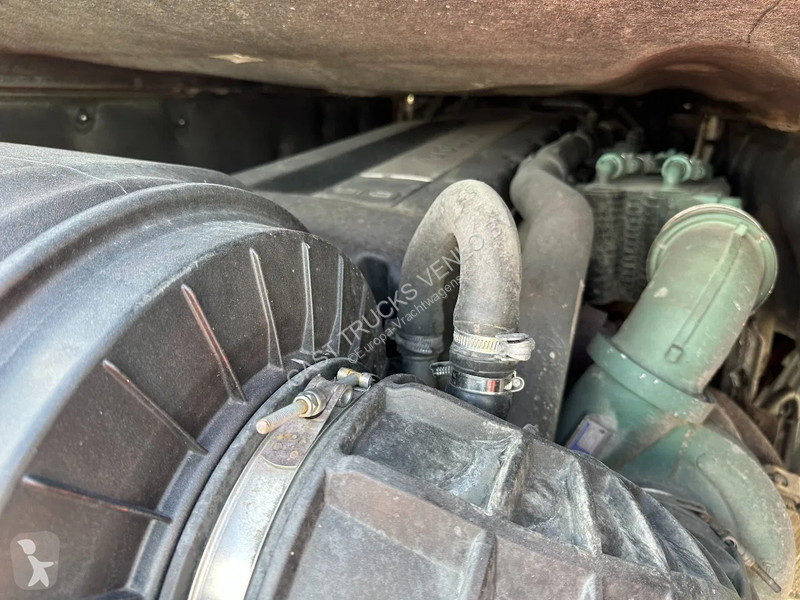 Kamion Volvo 16750 6x4 Globe XL Chassis...