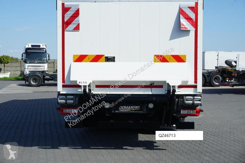 Kamion Volvo FM / 410 / E 6 / CHŁODNIA + WINDA...