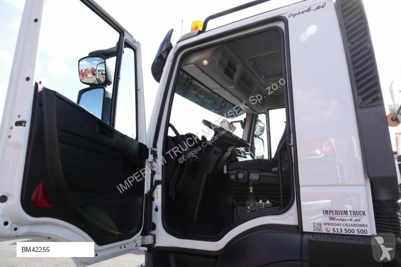 Kamion Iveco TRAKKER