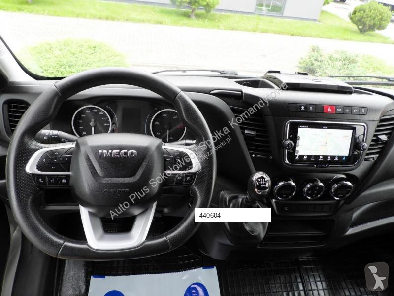 Véhicule utilitaire Iveco DAILY 35S18 PLANDEKA...