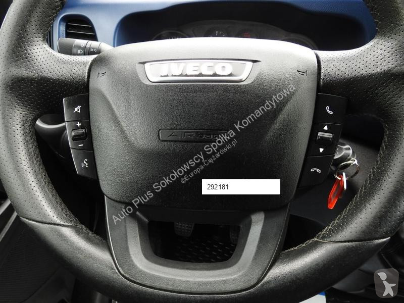 Véhicule utilitaire Iveco DAILY 70C18 PLANDEKA...