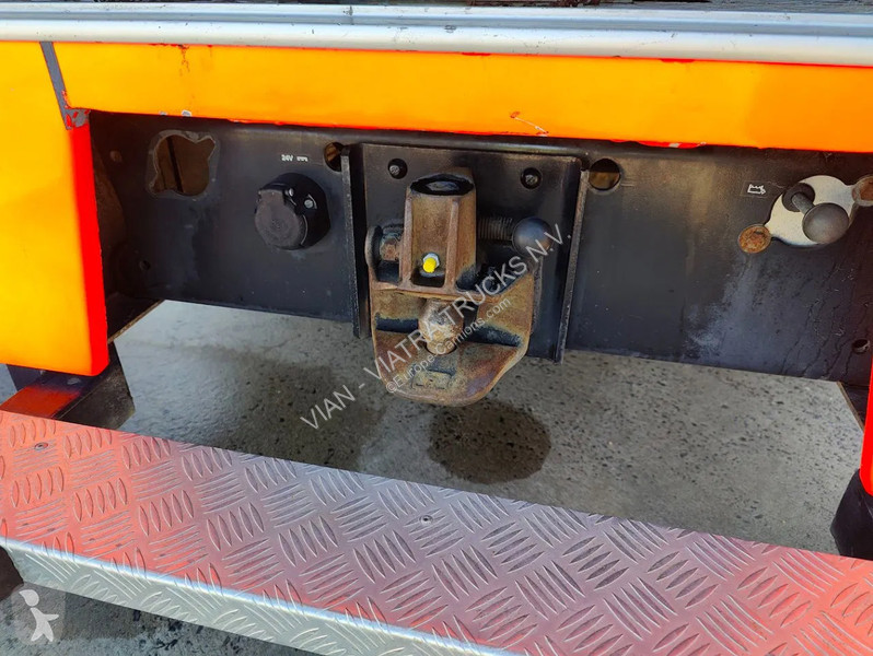 Kamion Mercedes 917 F 4X2 1500L Tank + Pump...