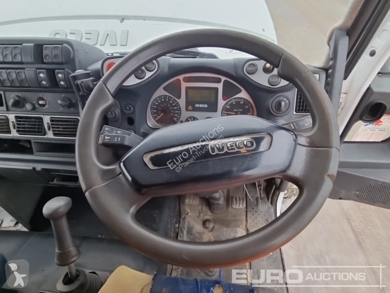 Camion Iveco 130E18
