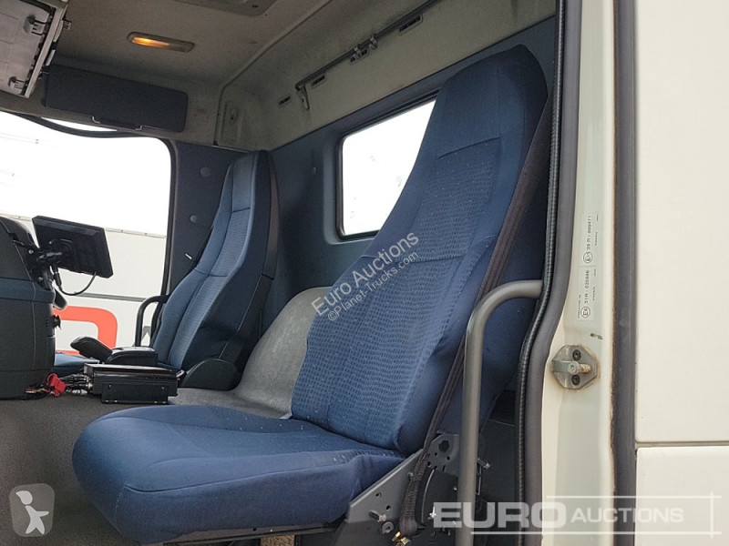 Camion Volvo FM340