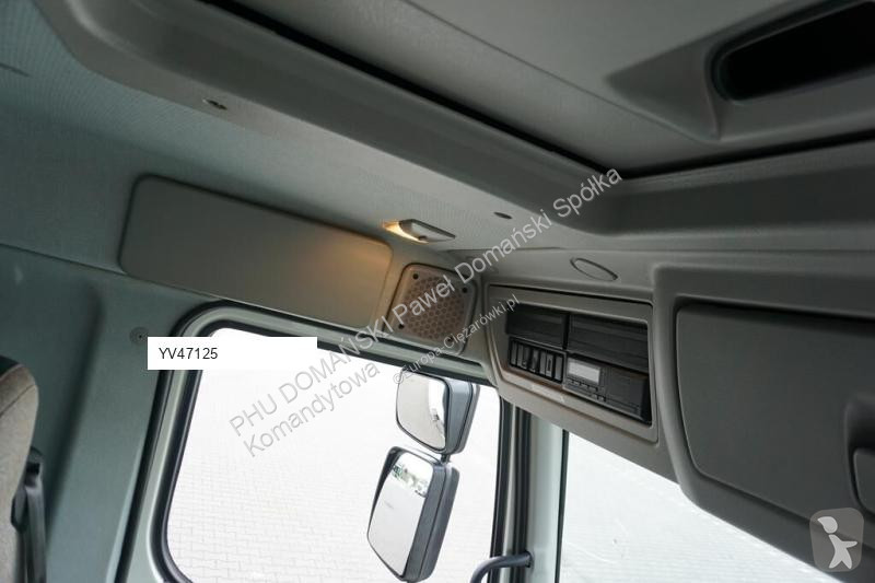 Camion Volvo FL / 280 / EURO 6 / IZOTERMA +...