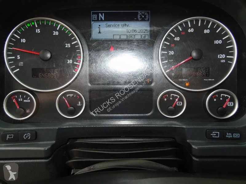 شاحنة MAN 12.250 + EURO 5 + LIFT