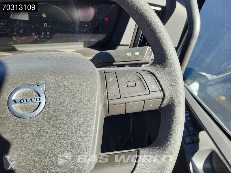 شاحنة Volvo 420  8X4 NEW RHD! Fassi F145Z.0.22...