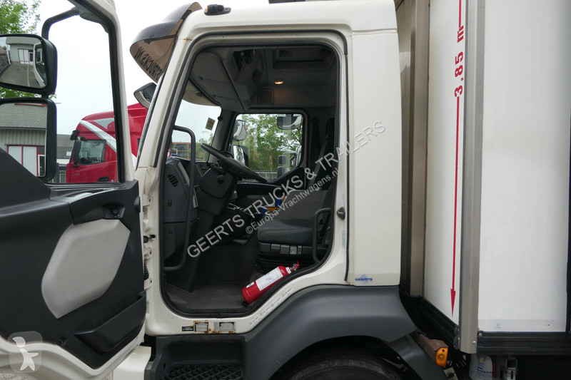 شاحنة Volvo FL 240 | Carrier SUPRA 950Mt /...