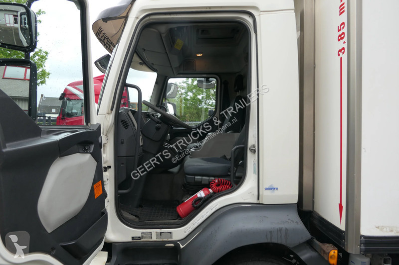 شاحنة Volvo FL 240 | Carrier SUPRA 950Mt /...