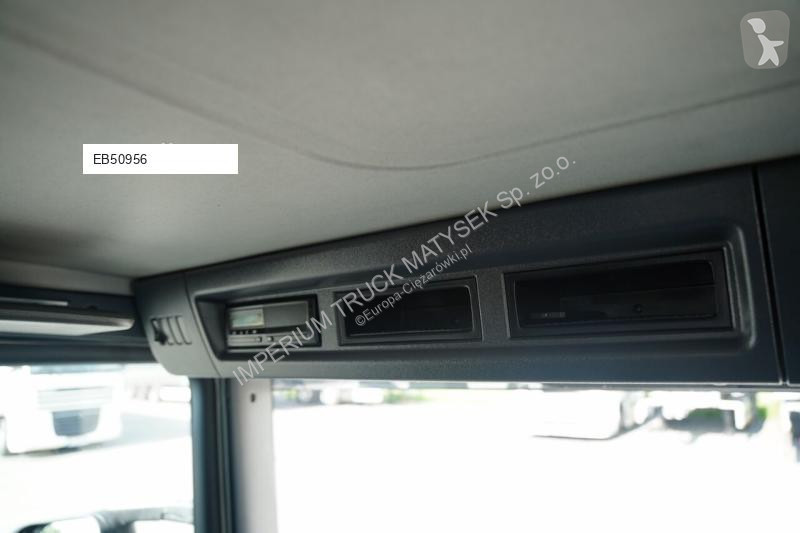 شاحنة Scania P 440 / 8x4 / WYWROTKA 2 STRONNA /...