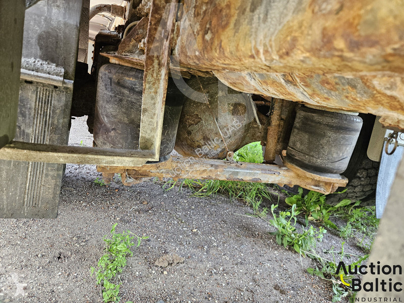شاحنة Volvo 15