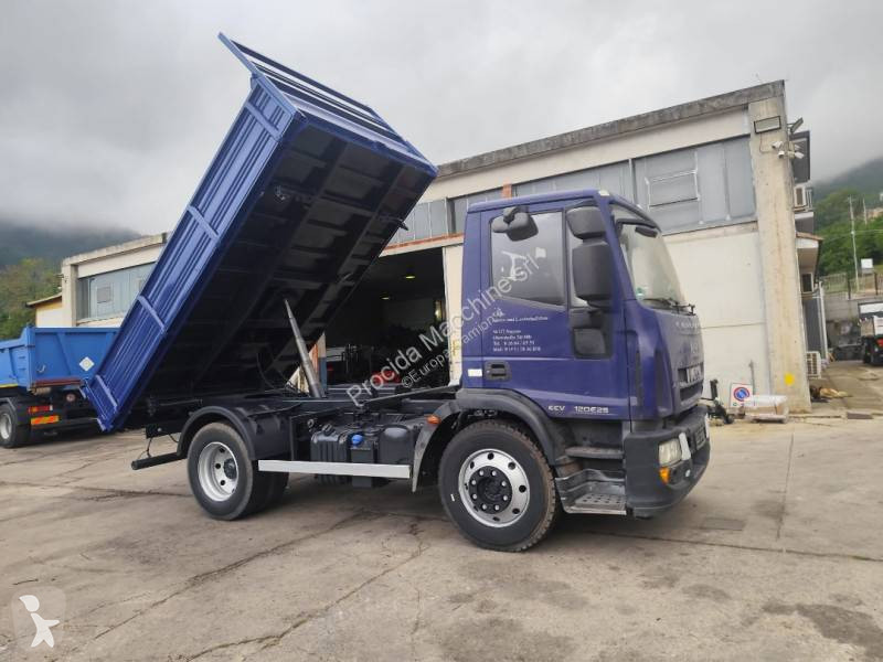 شاحنة Iveco