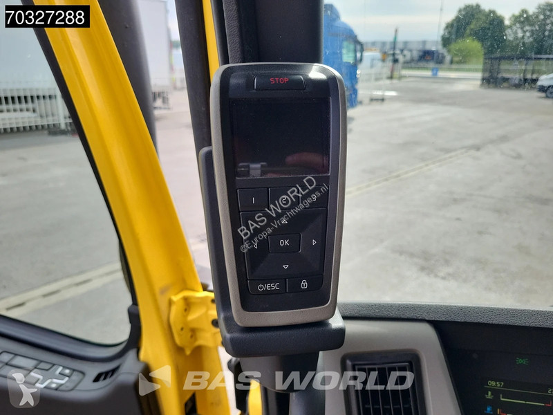 شاحنة Volvo 450  6X2 7,63m Box Retarder Full...