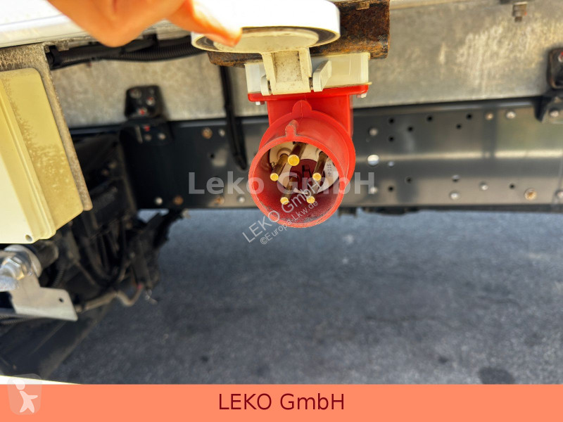 شاحنة Iveco 190E28 Mit Carrier Sp 1150Mt
