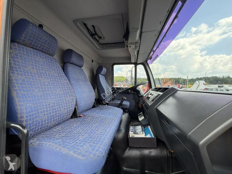Camion MAN LE 14.220B 4x4 Zwyżka Bizzocchi KF...