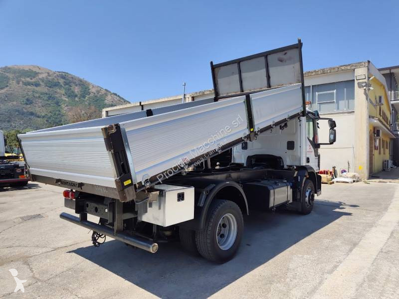 شاحنة Iveco
