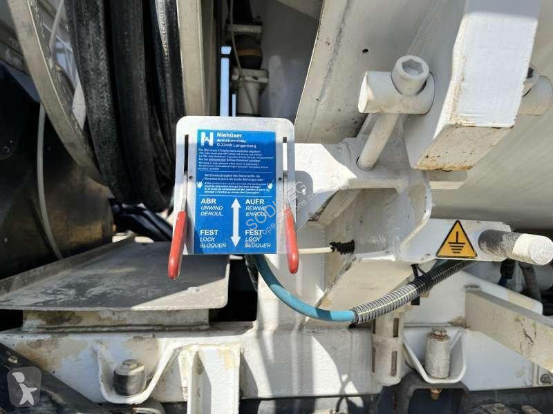 شاحنة Mercedes  AXOR 1833 4X4