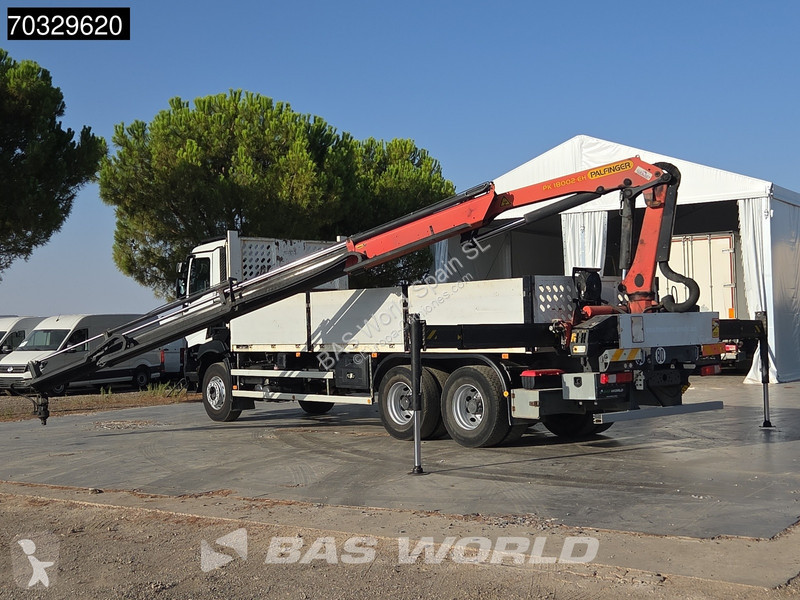 Camión Renault K 380 K 6X4 Grua Palfinger...