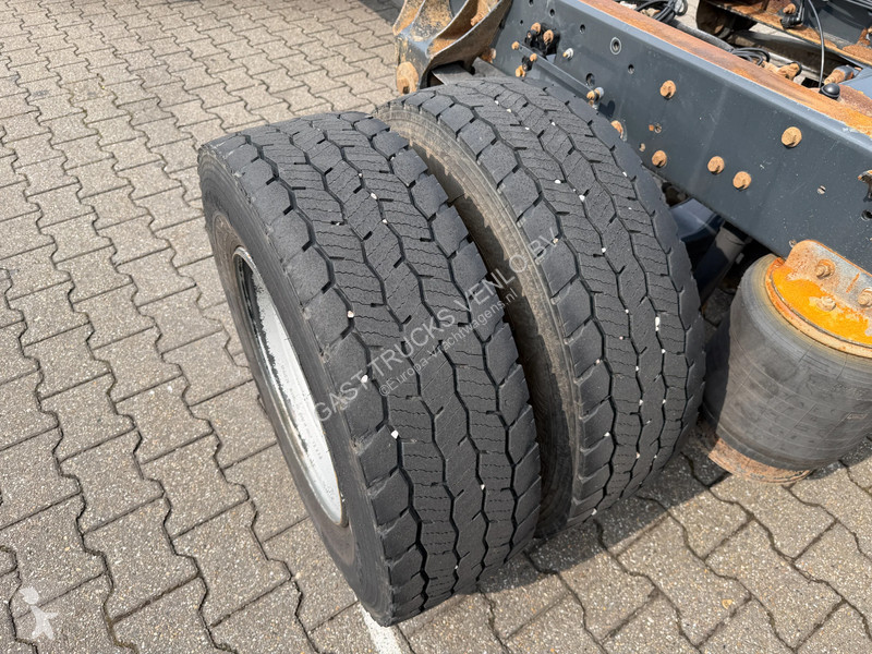 شاحنة Iveco EuroCargo 120 E22 4x2 Chassis Euro...